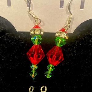 🎅🏻Handmade Grinch earrings New with tags